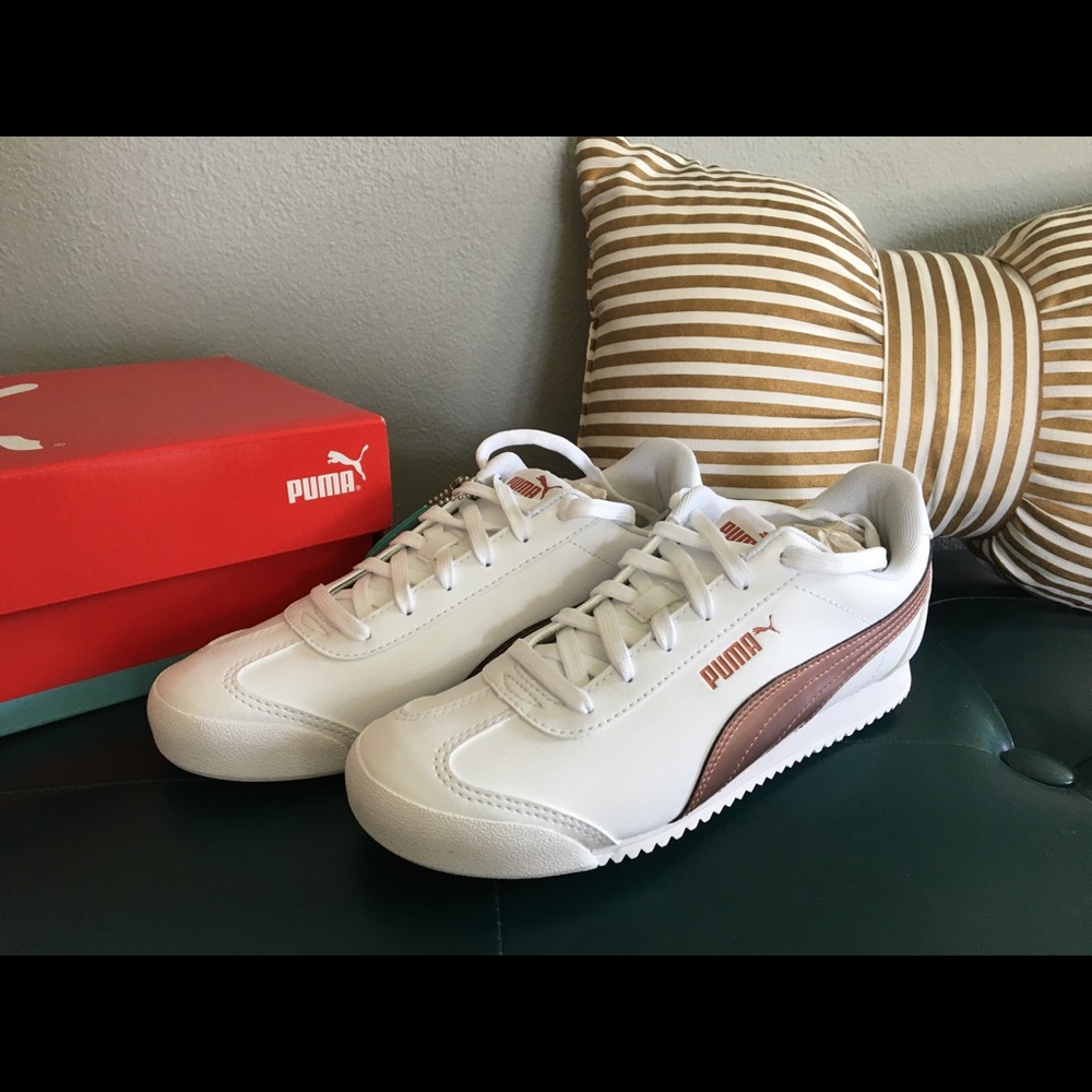 PUMA Turino Metallic Women’s Sneakers